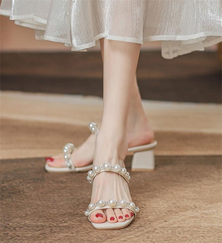 早い者勝ち オープントゥ 夏 サンダル 大人気 お出かけ エレガント 真珠 レディース ギャザリング 太ヒール