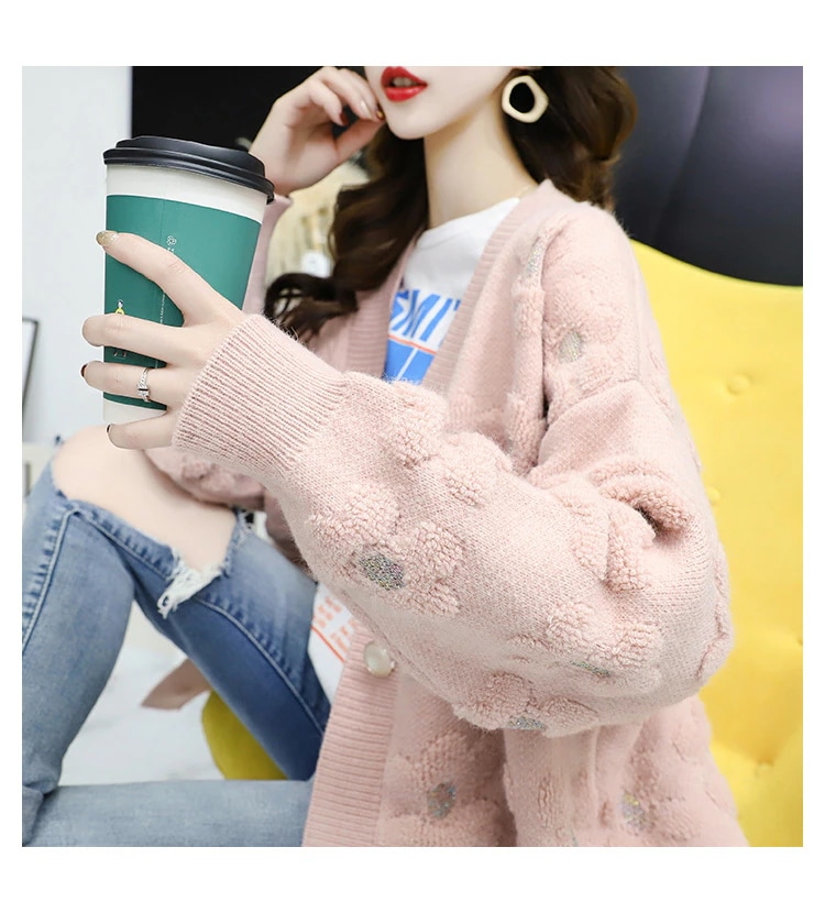 トップス カーディガン 長袖 ボリューム袖 もこもこ モコモコ ふわふわ 前開き ニット かわいい おしゃれ お洒落 ラブリー キュート ガーリー 柄 花柄 フラワー 着回し 普段使い 重ね着 お揃い