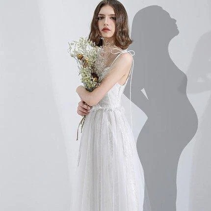 レディースファッション ウェディングドレス 二次会 花嫁ドレス 結婚式 パーティードレス Aライン カジュアル ナチュラル 袖なし おしゃれ ロングドレス V-383