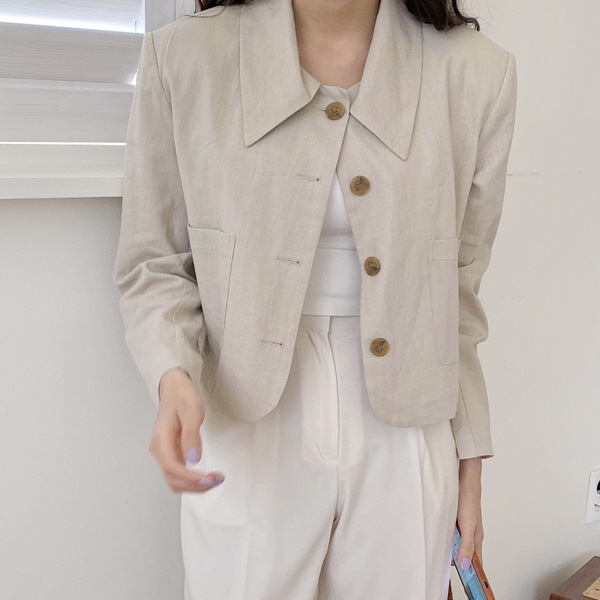 送料0円!韓国ファッションデイリーチョイスフラットカラークロップリネンジャケット(outer1207)