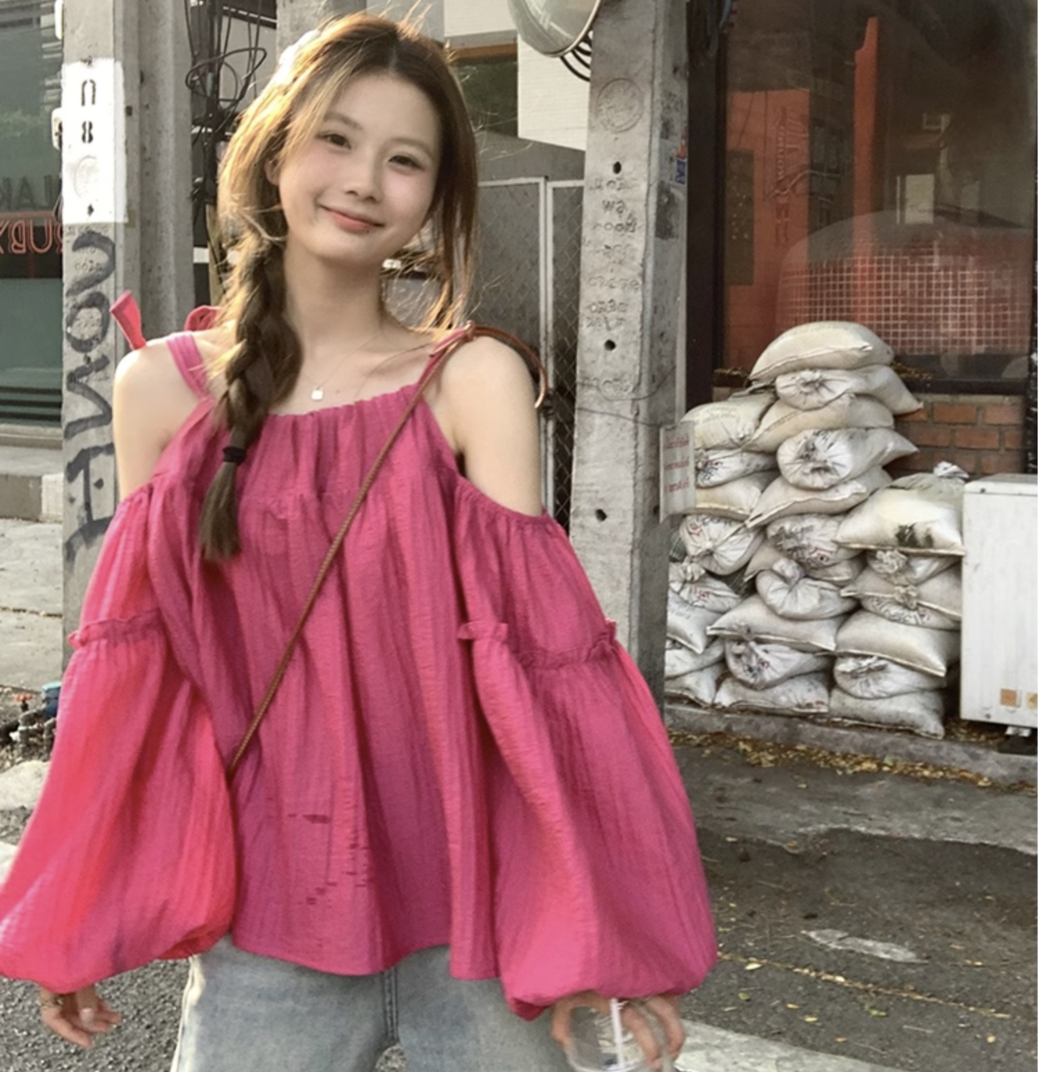 春服 夏服 レディース トップス シャツ ブラウス カットソー プルオーバー 袖あり 七分袖 長袖 バルーン袖 ぽわん袖 二の腕カバー オープンショルダー オフショルダー フレア セミフレア