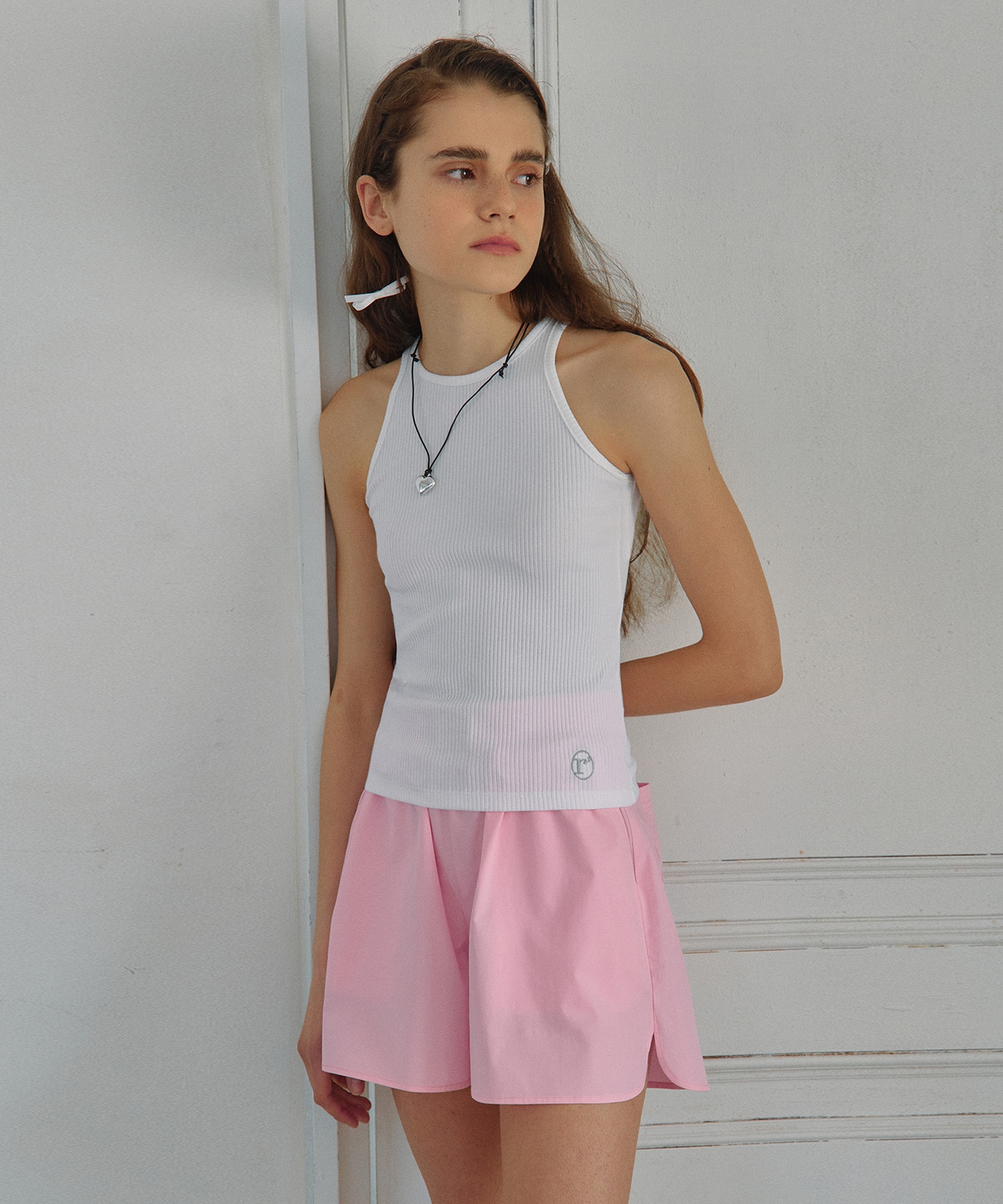 ロラローラリブ付きホルターネックスリーテッドホワイト