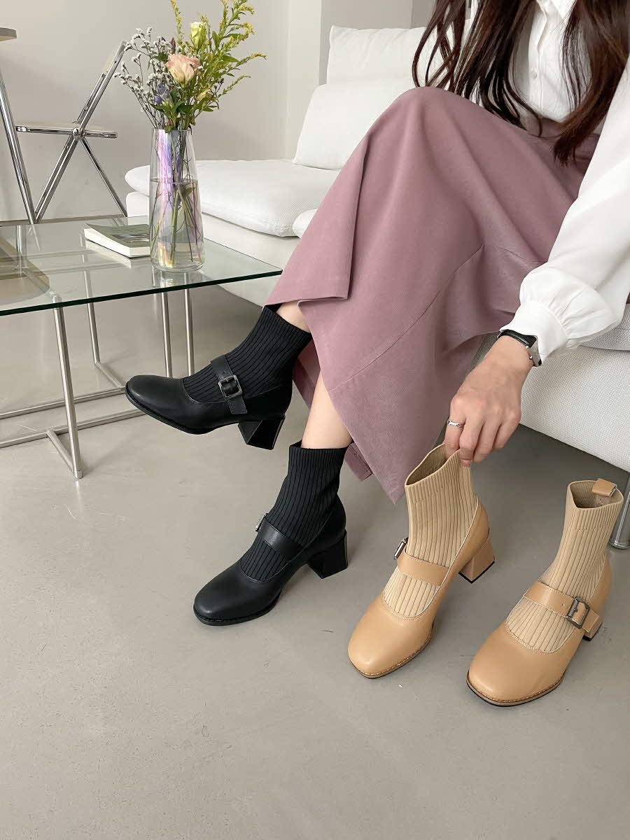 大人気新作  ショート・ミドルブーツ Socks half boots (Real lether) ショート・ミドルブーツ Size:225