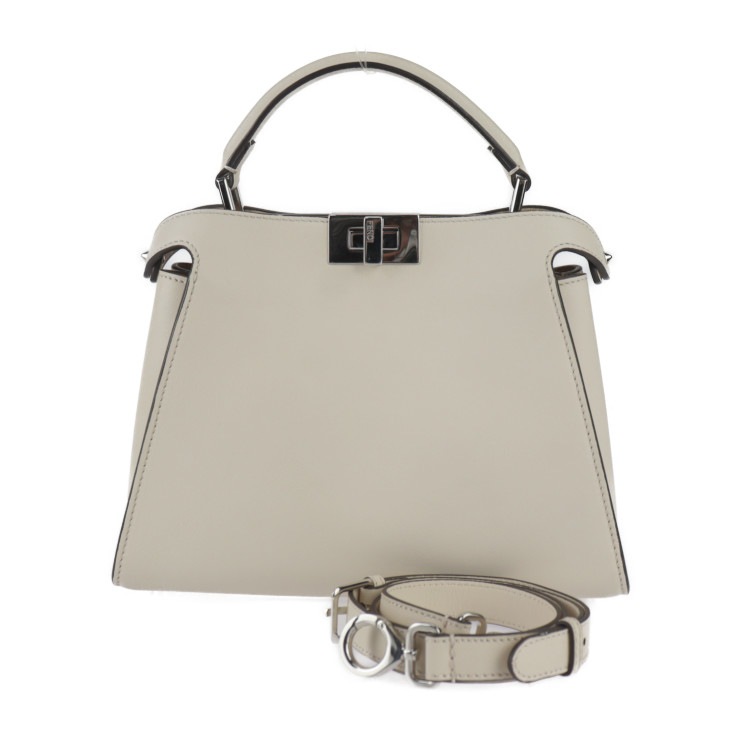 美品 FENDI フェンディ ハンドバッグ 8BN302 ピーカブー エッセンシャリー カーフレザー ライトベージュ系 アイボリー系 シルバー金具 2WAY【本物保証】【本物保証】 122,300円