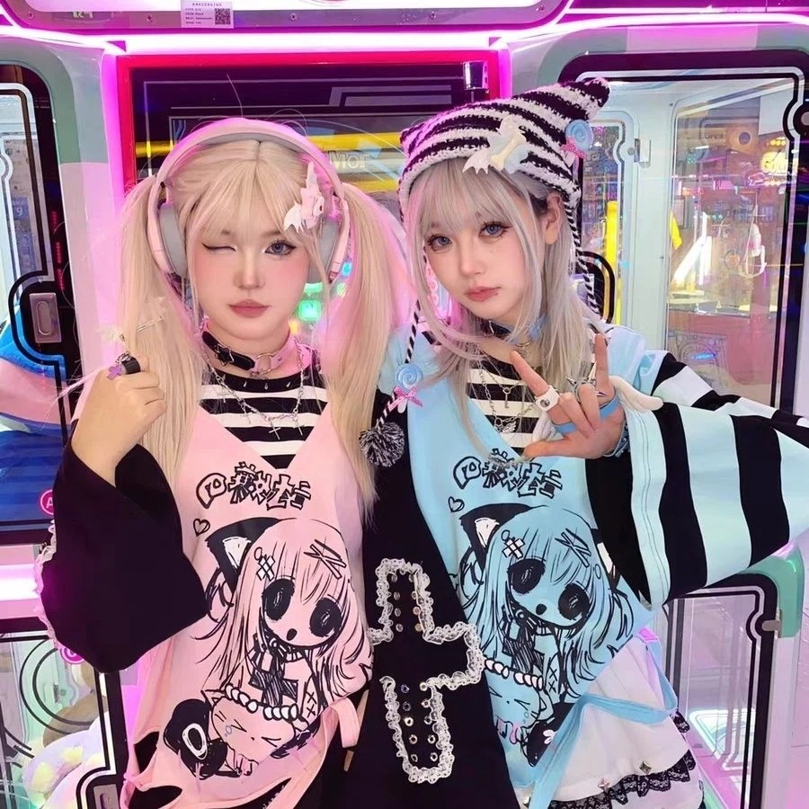セットアップ 2025春夏 ロリータ 衣装cosplay二次元cos アビゴシック パンク亚文化 痛い服 シャツスーツ 地雷系Tシャツ メイド服 仮装