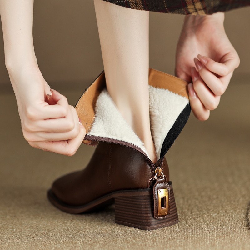 40-42 大きい暖かいウールの小さい金革のスノーシューズ 2024 厚いミディアムショート靴女性用