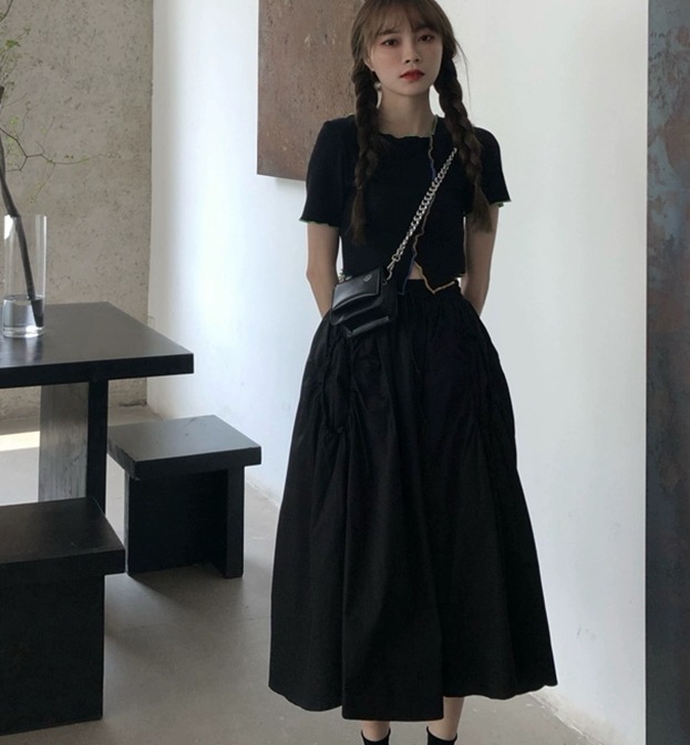 2点セット セットアップ リブ ウエストゴム ハイウエスト トップス スカート ロングスカート ロング丈 半袖 ハイネック ルーズ セミフレア スリム 細身 ストレート スマート 伸縮性 サマーニット