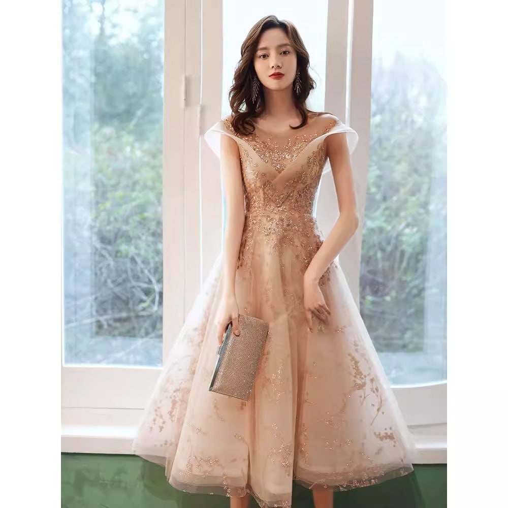 シャンパンイブニングドレス女性スタイルホワイトドレスプチ妖精パーティー気質花嫁介添人ドレス