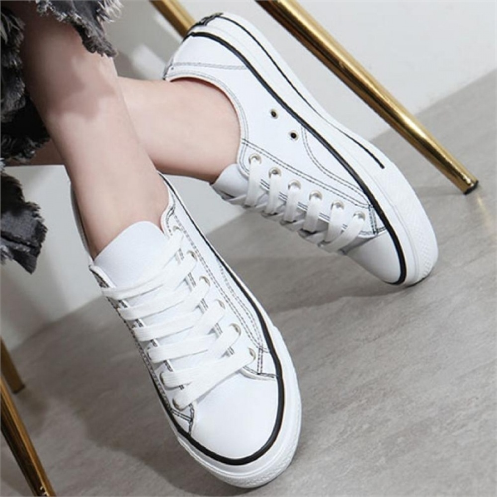 (ニナスパリ) ステッチラインスニーカー2.5 cm (0K252)