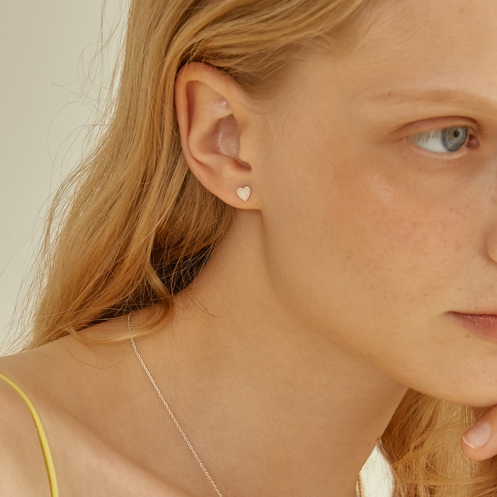 ルネシルバーハートストーンピアス #LSE10