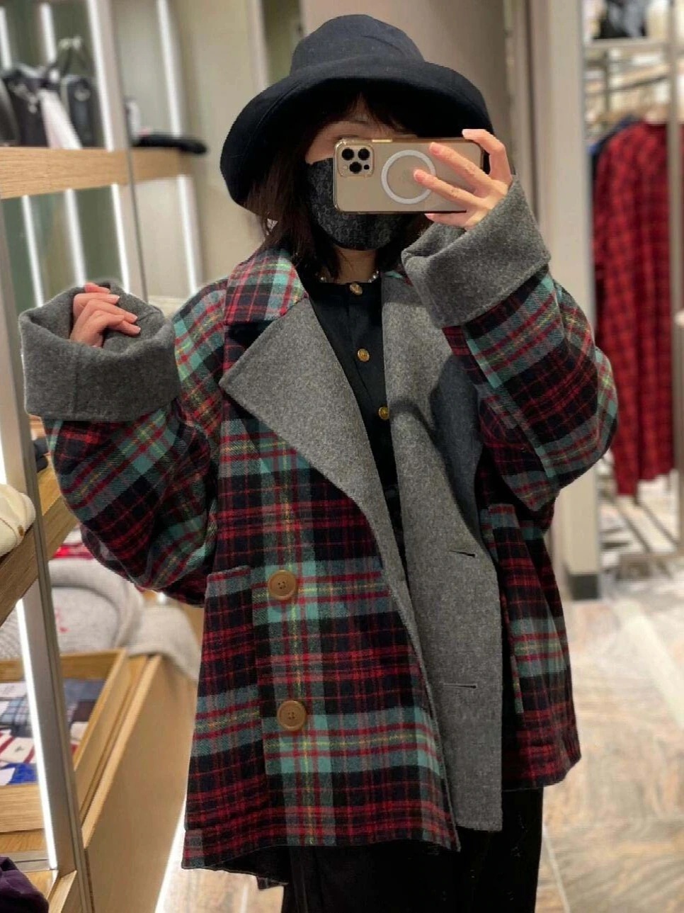 秋と冬の新しい格子縞のスプライシング両面ナイロンコートルーズサターンダブルブレストウールコート女性シニア感覚トップス