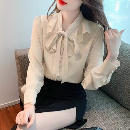 トップス シフォン ブラウス 長袖 リボン かわいい 大人可愛い きれいめ シンプル カジュアル 大人 上品 おしゃれ お洒落 かっこいい レトロ 大人女子 こなれ感 ラフ ラブリー キュート