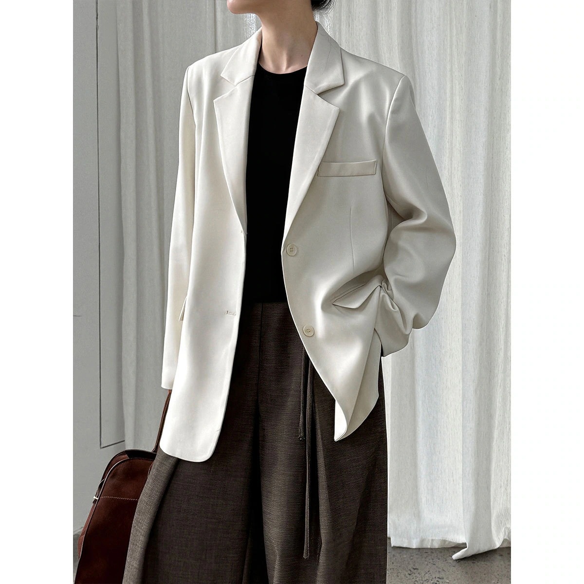 2025 秋 高級感 スーツ アウター 秋 新作 スリットデザイン カジュアル スーツジャケット 長袖 テーラードジャケット レディース