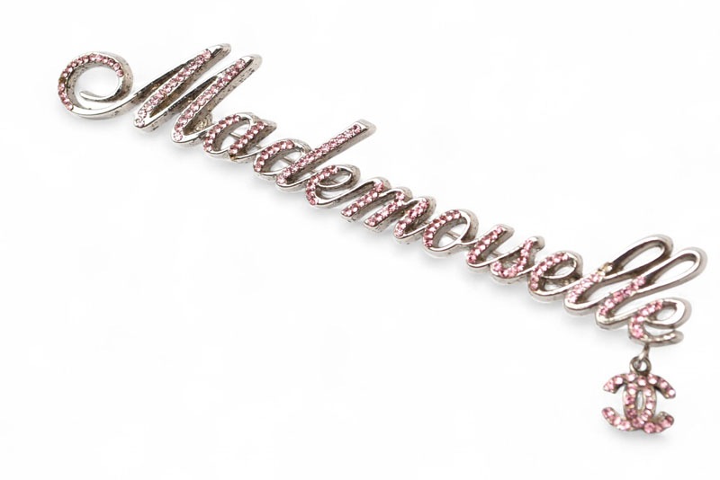 ブローチ ピンブローチ マドモアゼル/ロゴ ラインストーン ココ シルバー/ローズ 02【中古】