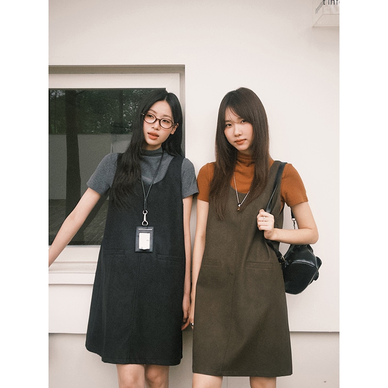 2025秋モデル下地Tシャツ+PUレザータンクトップワンピース秋の2点セット