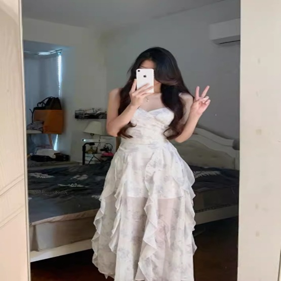 ワンピース レディース ロング 袖なし キャミソール Vネック 襟なし タイト スリム 細身 フェミニン シフォン フリル 透け感 シースルー 薄手 かわいい 大人可愛い きれいめ シンプル おしゃれ 6,777円