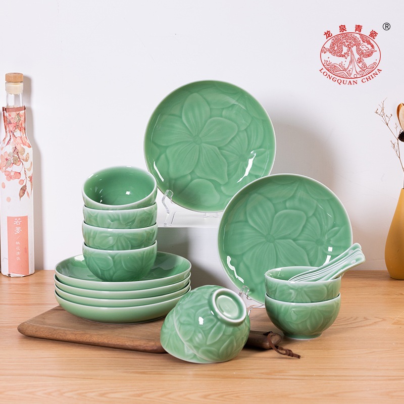 青磁中華シンプル家庭皿とスプーンの組み合わせセット陶器食器ホテル新築祝いギフト