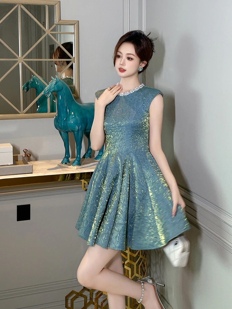 夏 キラキラ プリーツ 小柄 ショート ダイヤモンド飾り ドレス パーティー キャバ 大人 同窓会 披露宴 卒業式 結婚式 演奏会 ウェディング 二次会 メガ割