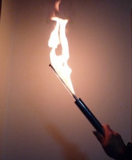 画像にマウスを合わせると拡大されますAutomatic Fire Umbrellas / 自動火災の傘 - ファイアーマジックトリック