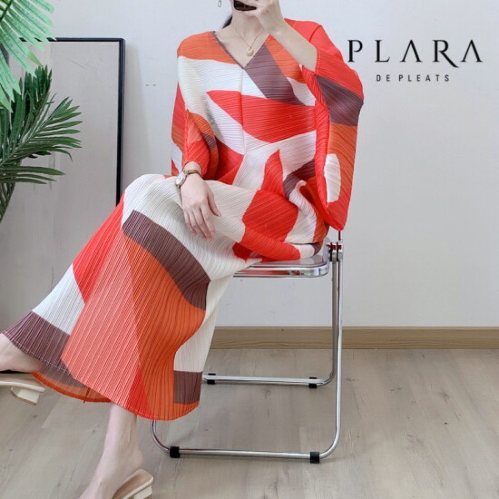 フララ トライアングルアートプリーツワンピース_PK3MOP009C