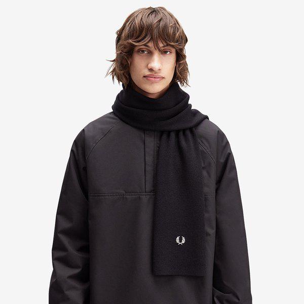 クラシック ウール スカーフ - ブラック/スノーホワイト CFPU2538140-843 19,259円