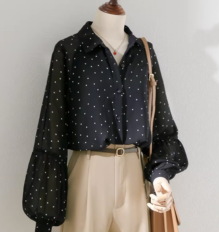 トップス デート モテアイテム シャツ ブラウス パフスリーブ ドット柄 シフォン 大人可愛い きれいめ 上品 おしゃれ かっこいい 大人可愛い ラブリー キュート ガーリー クール モード系