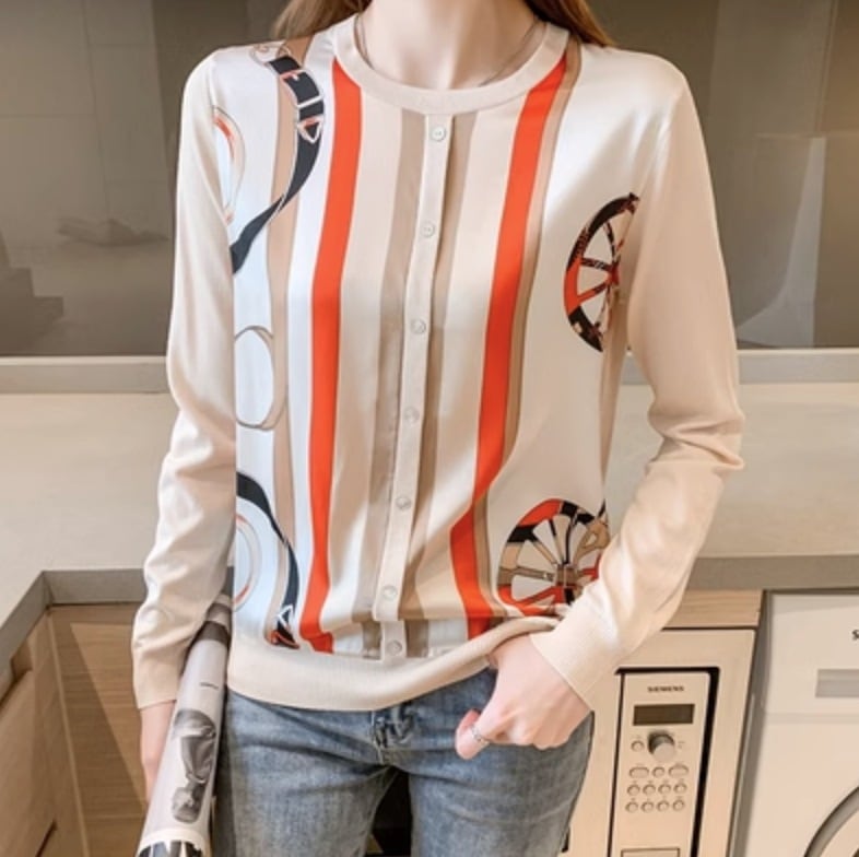 トップス デート シャツ ブラウス カットソー 袖あり 長袖 かわいい 大人可愛い きれいめ シンプル カジュアル 大人 上品 おしゃれ お洒落 かっこいい レトロ 大人女子 こなれ感 キュート