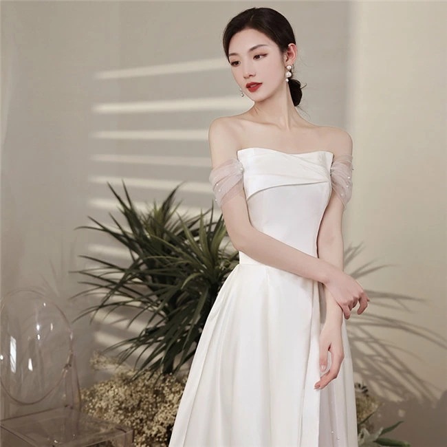 ホワイト　オフショルダー　 ウェディングドレス　Aライン　ロングドレス ウェディングドレス　マキシ丈 レース 素地 　xs～3xl　Wedding Dress　お花嫁　結婚式　旅行撮影演出　レディー