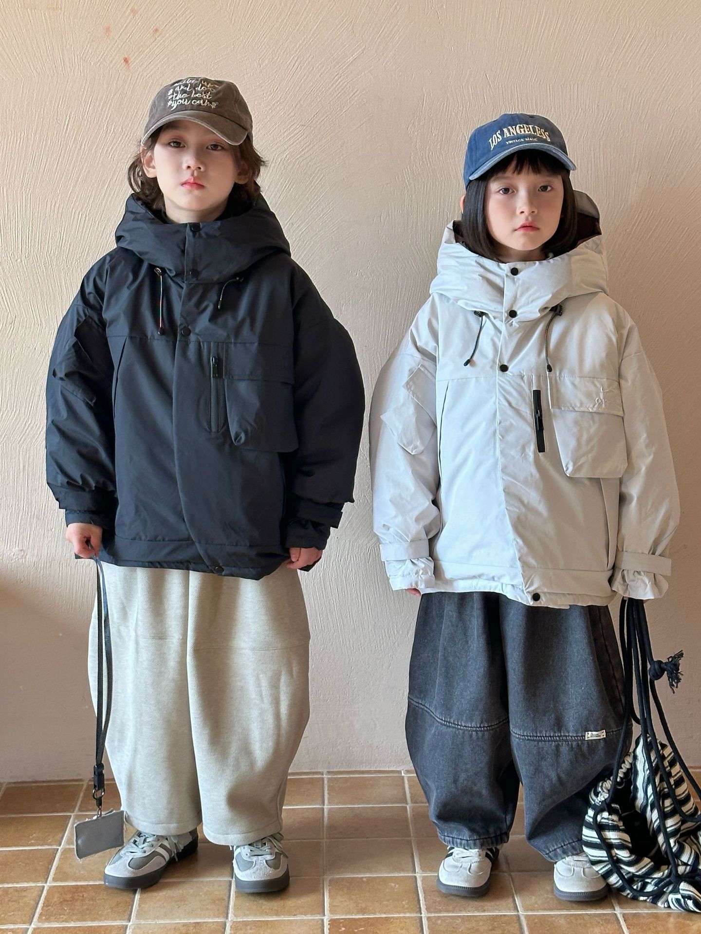 24コート新型韓国版子供用白アヒル羽毛ダウンジャケット男女子供用連帽パンチダウンジャケット 5,308円