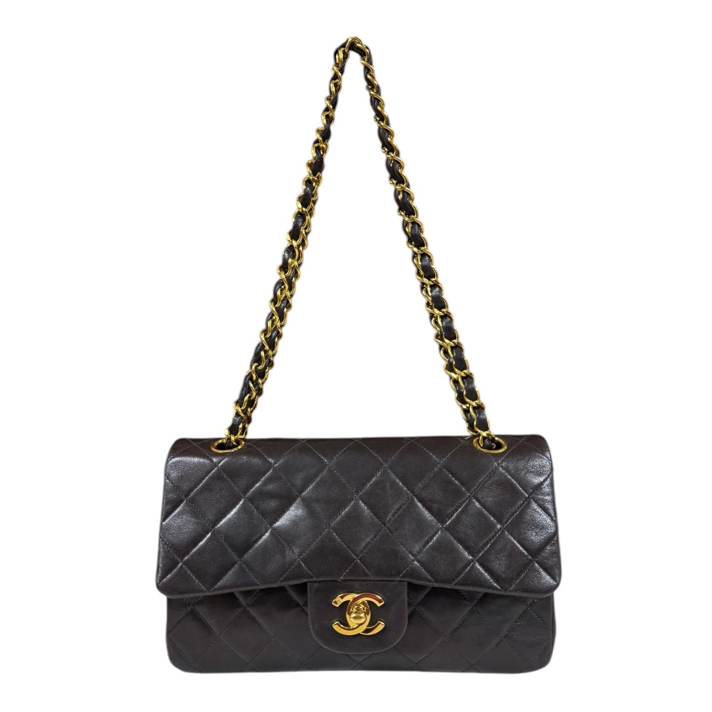 シャネル マトラッセ ショルダーバッグ ラムスキン ブラック CHANEL 中古