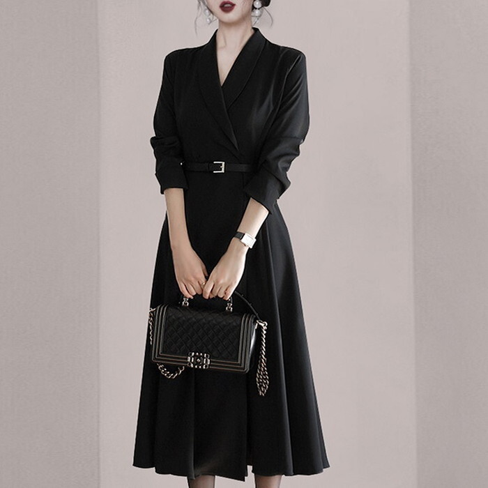 ワンピース レディース トレンチ風ワンピース フレアワンピース フレア ハイウエスト ウエストマーク ベルト 長袖 テーラードカラー 膝下 ひざ下 ミモレ丈 無地 シンプル 着痩せ 6,134円