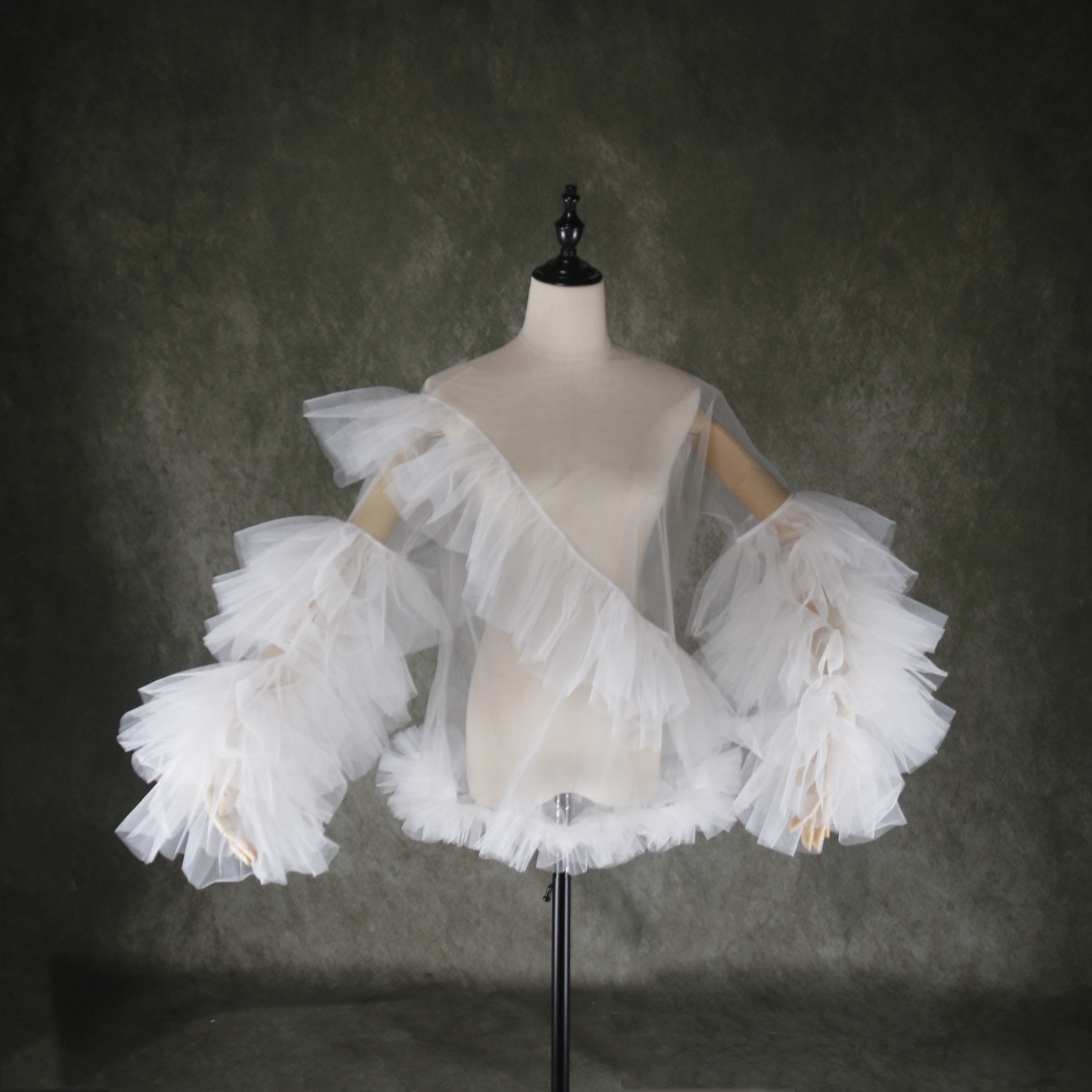 トップス ロングスリーブ ソフトチュール デザイン感 おしゃれ見え ウェディングドレス 13,493円