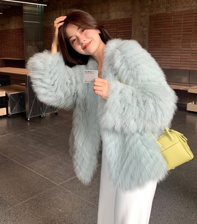 アウター ベスト ジャケット フェイクファーコート レディース フェイクファー ショート丈 ノーカラージャケット エコファー ふわふわ きれいめ 大人 おしゃれ お洒落 エレガント 秋 冬
