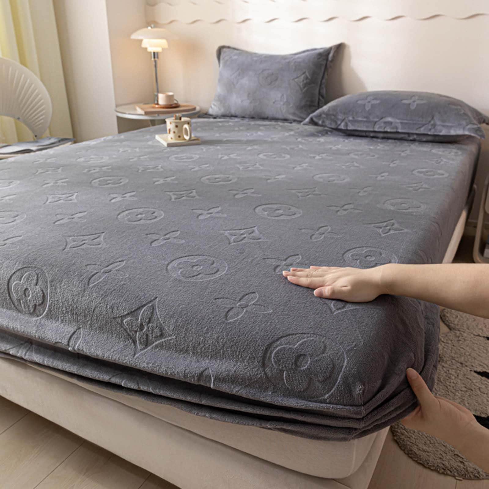 ベルベットフィットシーツ - 冬用プラッシュスーパーソフト厚手コーラルフリースマットレスプロテクターカバー寒い季節に最適な超快適な保温ベッドシーツシングルピースクイーン/キングサイズ