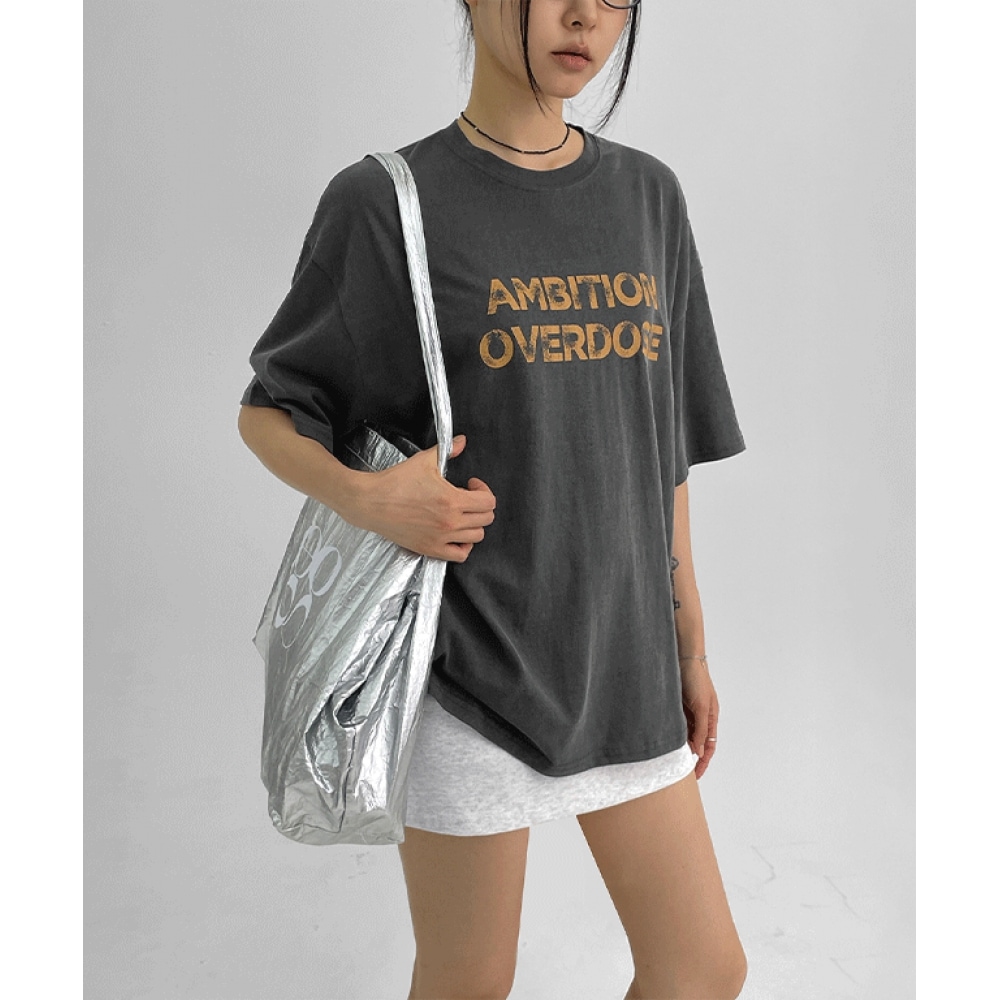 ブラックアップモンセンレタリングビンテージショートスリーブ T シャツ