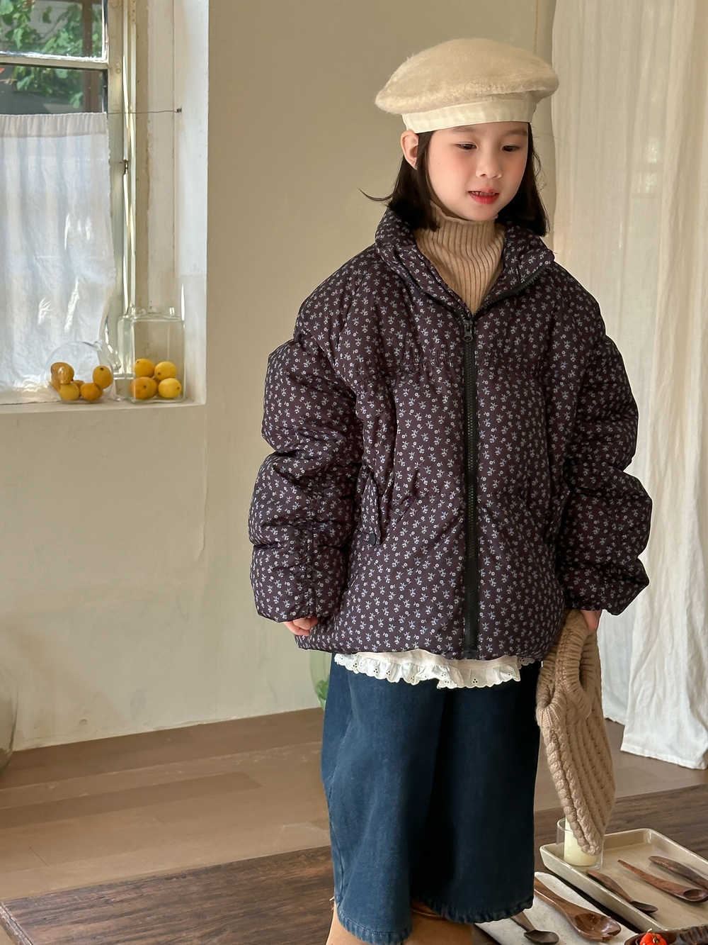 子供用ダウンジャケット2024冬モデル女の子用韓国版花柄ダウンジャケット子供用厚手ジッパーゆったりパン着