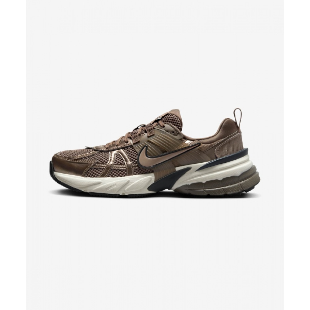 ナイキ V2K ラン W-ミンクブラウン:アイアンストーン:チームアンスラサイト:ミンクブラウン/FD0736-202