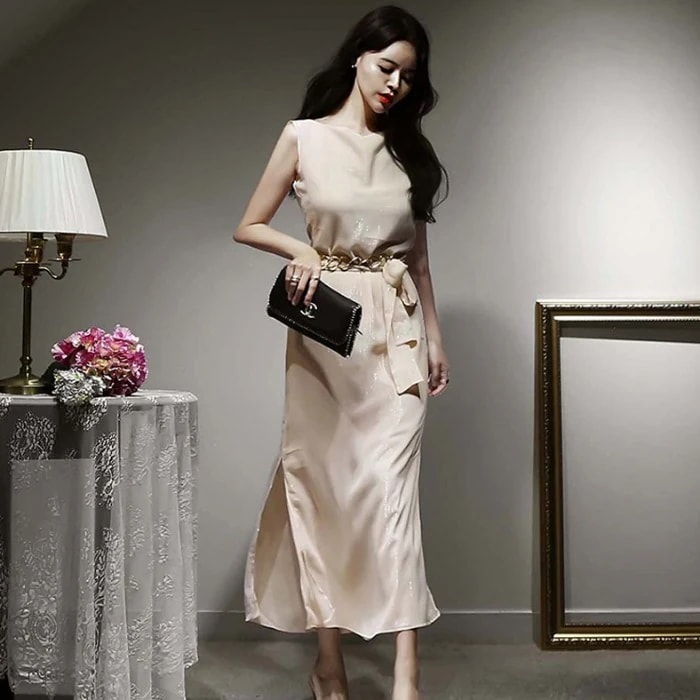 ノースリーブワンピース ワンピース ワンピドレス ロング ロング丈 袖なし ノースリーブ ラウンドネック 細身 ストレート Iライン ベルト ウエストマーク スリット かわいい 大人可愛い きれいめ