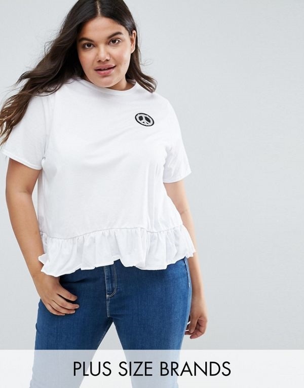 Daisy Street レディース 大きめサイズ ゆったりサイズ 送料無料 White Plus Frill Hem Top With Peace Symbol
