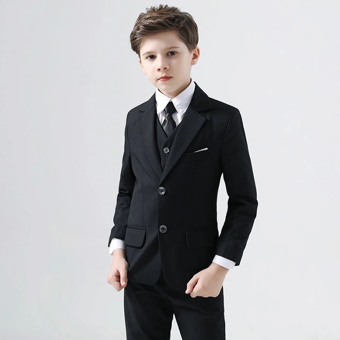 子供スーツ 男の子 4点セット 5点セット ジャケット ベスト シャツ ネクタイ パンツ フォーマルスーツ ジュニア キッズ ステージ衣装 司会者 発表会 舞台衣装 イベント 結婚式 演奏会 ピアノ