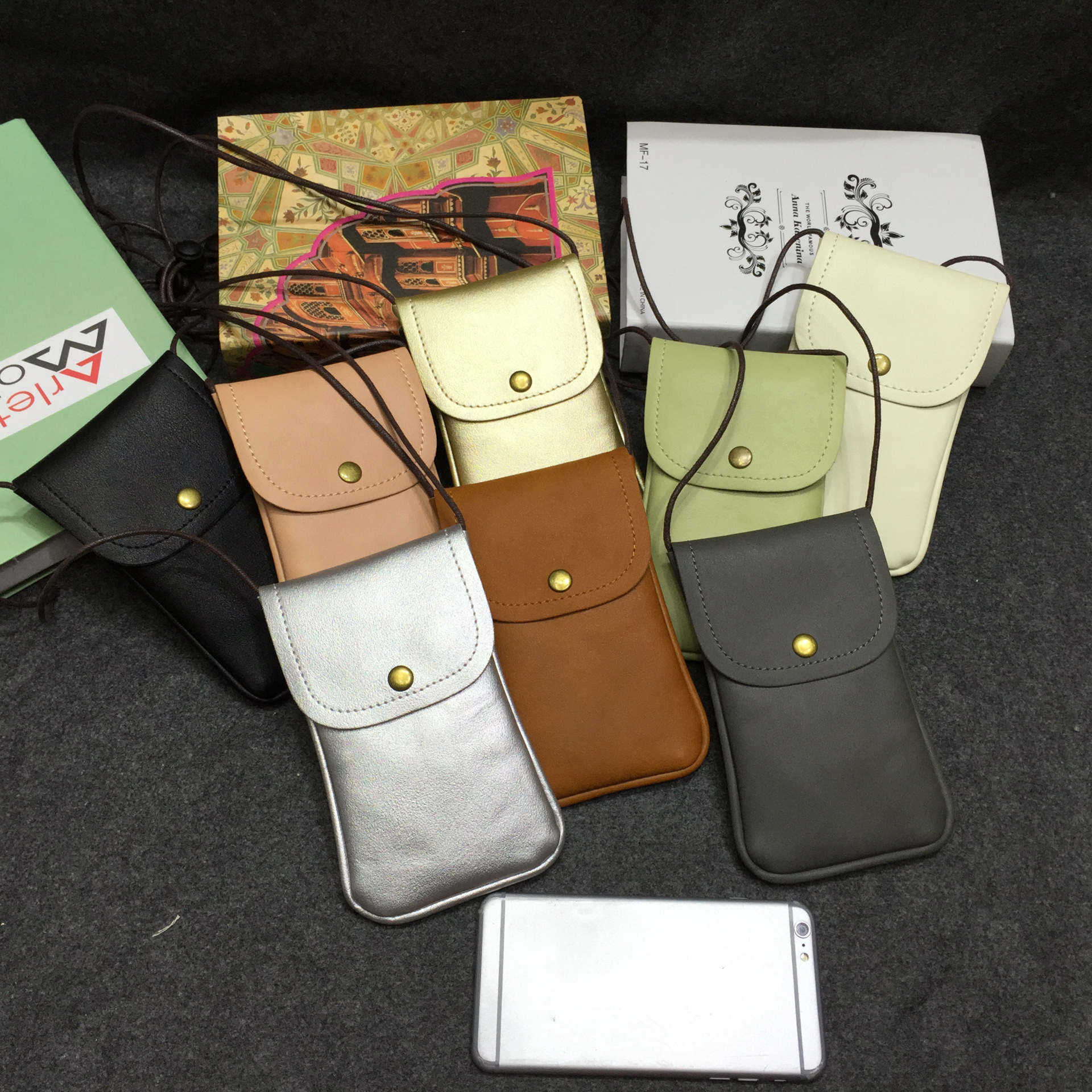 ショルダーバッグ レディース 携帯バッグ ミニ ポーチ 無地 韓国 ファッション 雑貨 かわいい おしゃれ 北欧 送料無料 [K] (T)