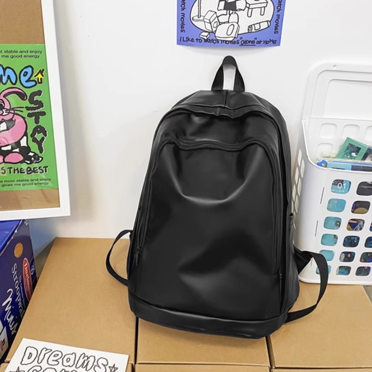 バッグ レディース リュック バッグパック 大容量 多収納 便利 軽量 ポケット ファスナー ソフトレザー かわいい 大人可愛い きれいめ シンプル カジュアル 上品 お洒落 かっこいい レトロ