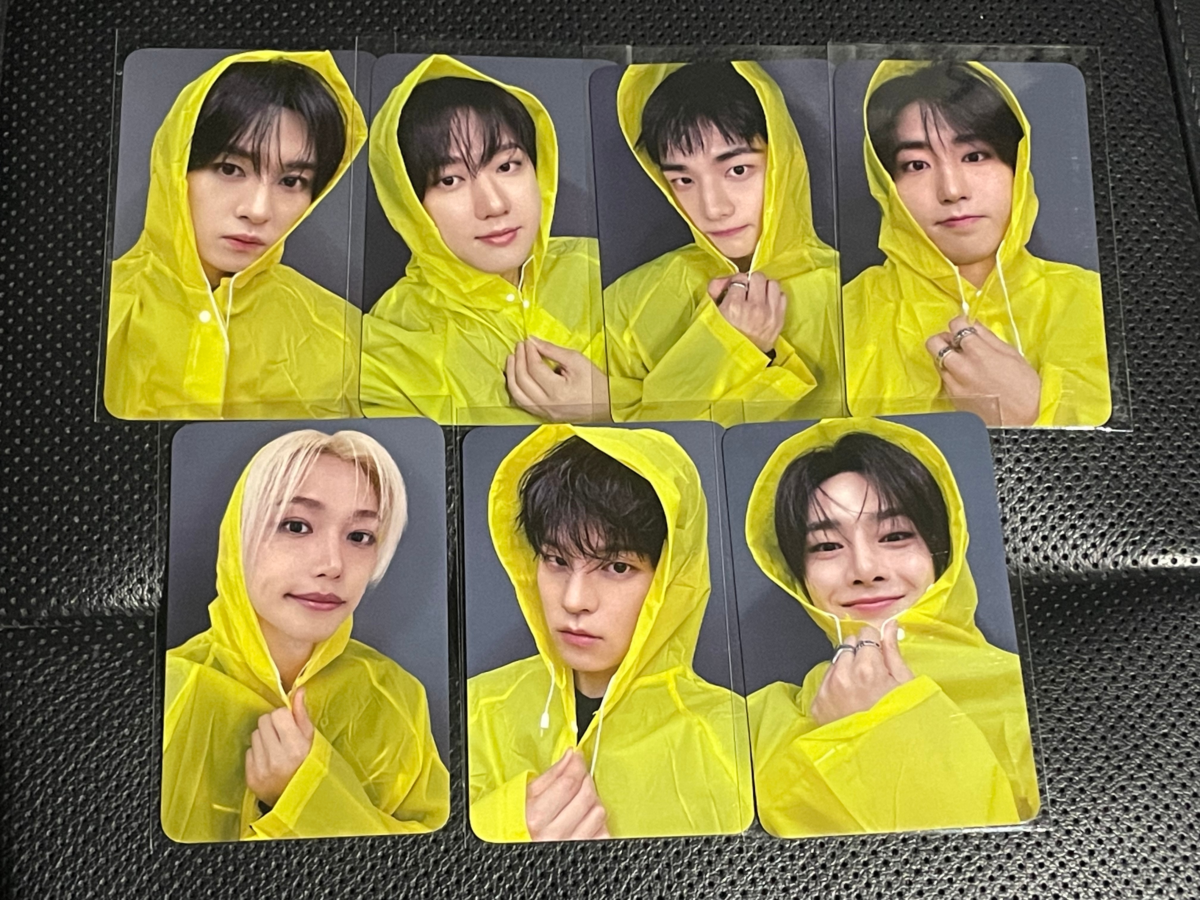 Stray Kids KARMA POP-UP STORE OFFICIAL MD UNIFORM PHOTOCARD