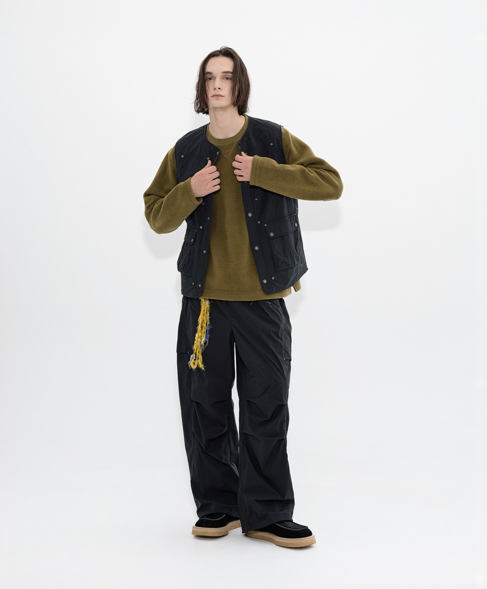 838 CURVED STRING PANTS_MEN [BLACK]