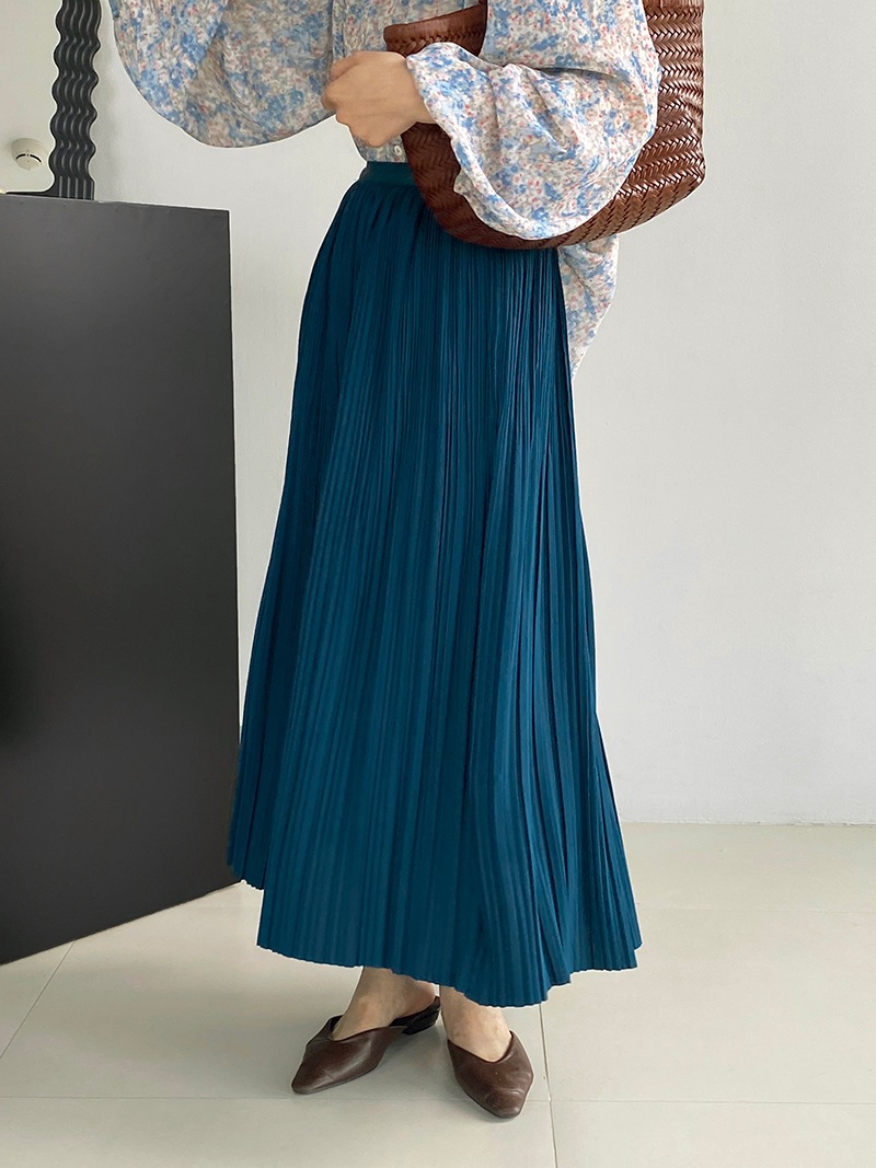 スカート ロングスカート プリーツスカート ロング丈 マキシ丈 フレア セミフレア ハイウエスト 伸縮性 Aライン プリーツ ポリエステル 大人可愛い きれいめ シンプル カジュアル おしゃれ