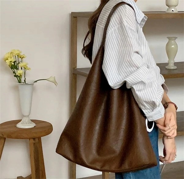 贈り物の悩みはいらないです 韓国ファッション トートバッグ サブマザー トレンド 大容量 シンプル