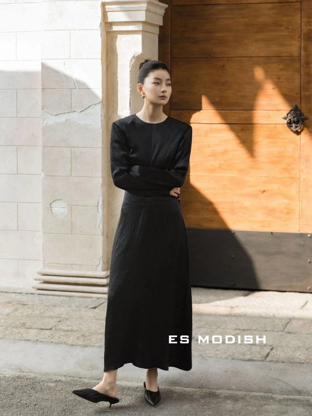 【ES MODISH】 春/新作/スリム/薄手/ワンピース/ラウンドネック/長袖/万能/ミドル丈ワンピース/女の子 カップ 付きインナー