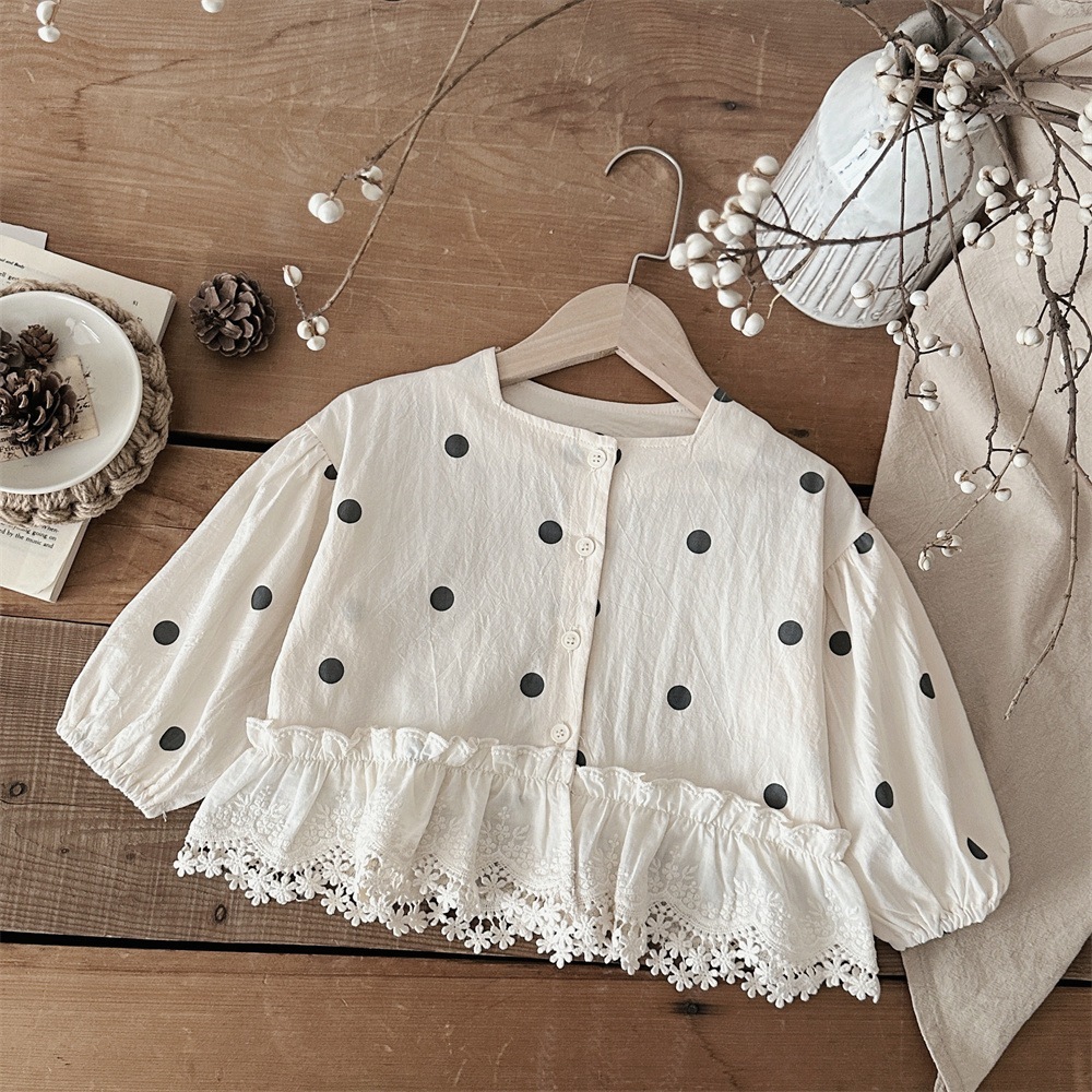 春と秋の子供服プリントドット長袖カーディガン，女の子の赤ちゃんのお姫様のレースのコート，ベビー服外出着