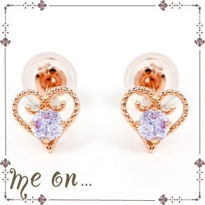 me on... K10PG キュービックジルコニア 編みこみハート ピアス 発送目安２-３週間
