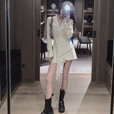 アウター ワンピース デート ジャケット 上着 袖あり 長袖 かわいい 大人可愛い きれいめ シンプル カジュアル 大人 上品 おしゃれ お洒落 主役級 存在感 春 秋 10代 20代 30代